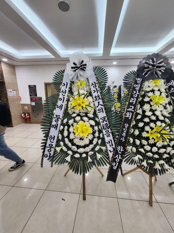 업로드 이미지