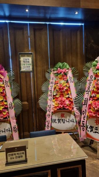 업로드 이미지