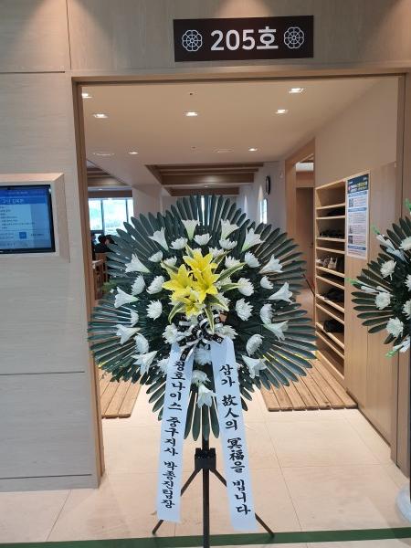 업로드 이미지