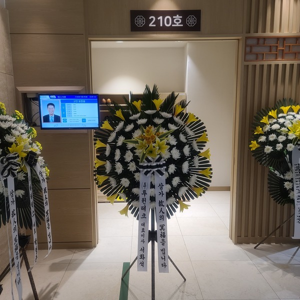 업로드 이미지