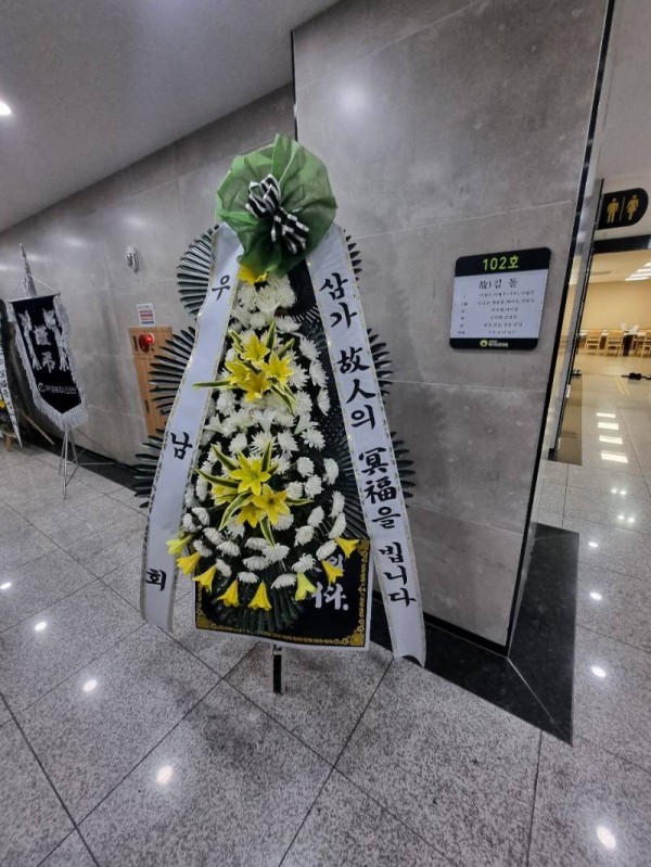 업로드 이미지