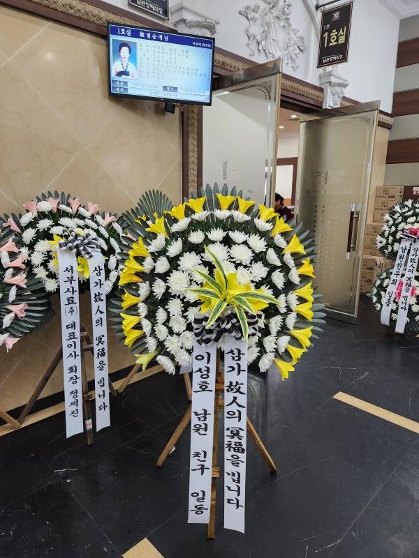 업로드 이미지