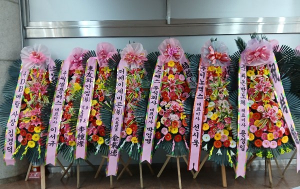 업로드 이미지