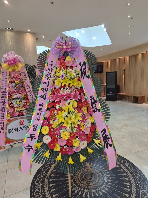 업로드 이미지